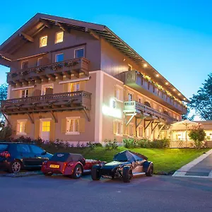Schlossblick Chiemsee Hotel